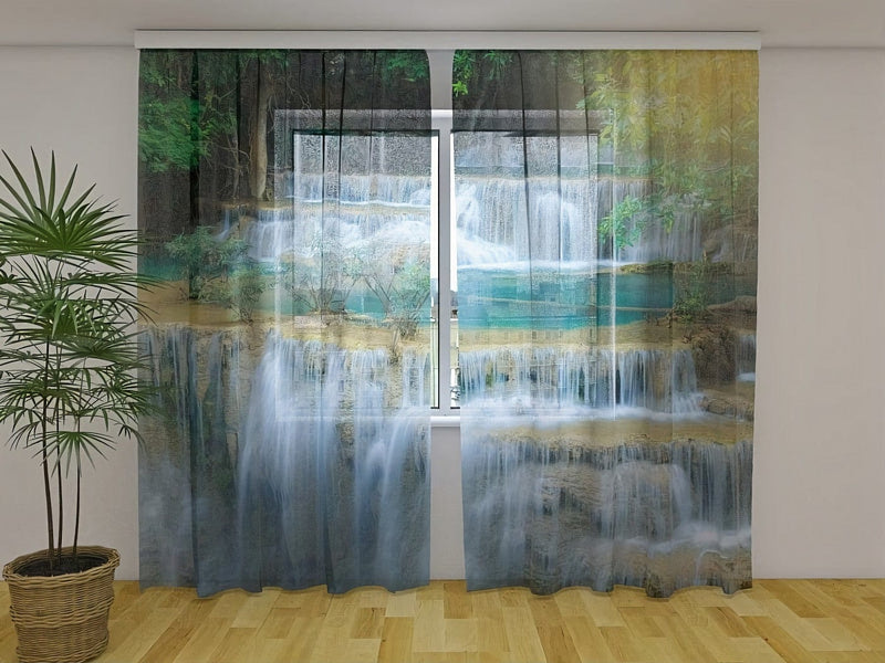 Curtains that create a peaceful and relaxing atmosphere - in green tones of Tapetenshop.lv