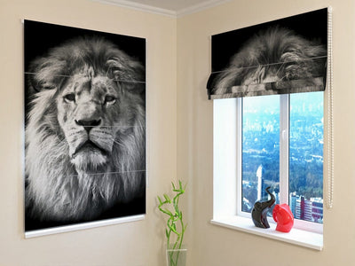 Stunning blinds - black and white lion - manufacture on Tapetenshop.lv