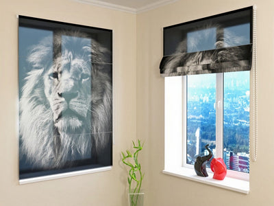 Stunning blinds - Black and white lion - production Tapetenshop.lv