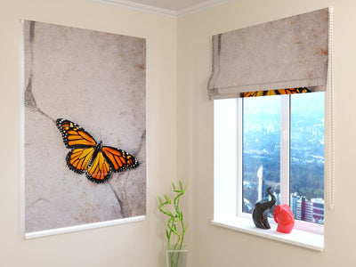 Blinds with butterflies - Butterfly on stone - excellent quality Tapetenshop.lv