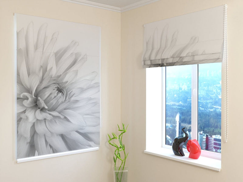 Blinds with flowers - Gray Dahlia - elegant design for the room Tapetenshop.lv